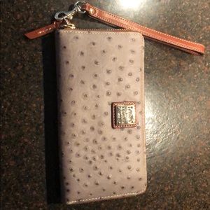 Dooney and Bourke wallet